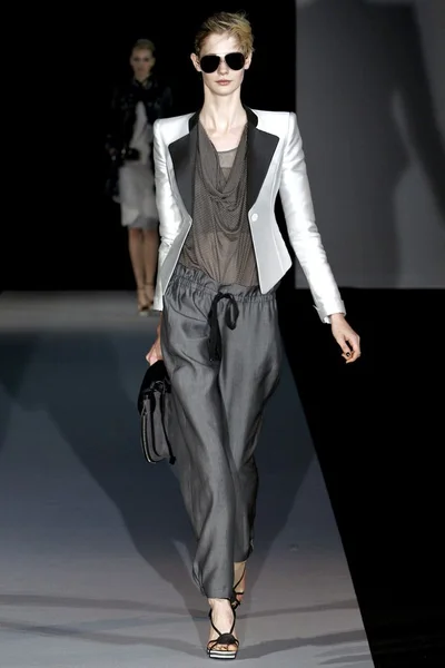 Look 40
